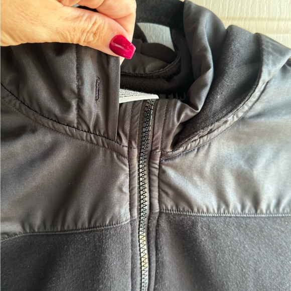 Pink Victoria’s Secret black logo 1/4 zip pullover hoodie size medium - Picture 5 of 5